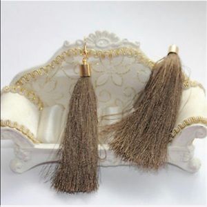 ⭐️NEW⭐️Tan Goldtone Fringe Dangle Boho Earrings